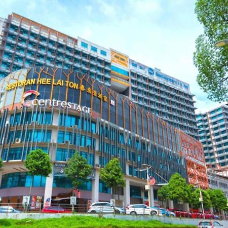 מלון Centrestage Petaling Jaya By Perfect Host מראה חיצוני תמונה The hotel in 2015