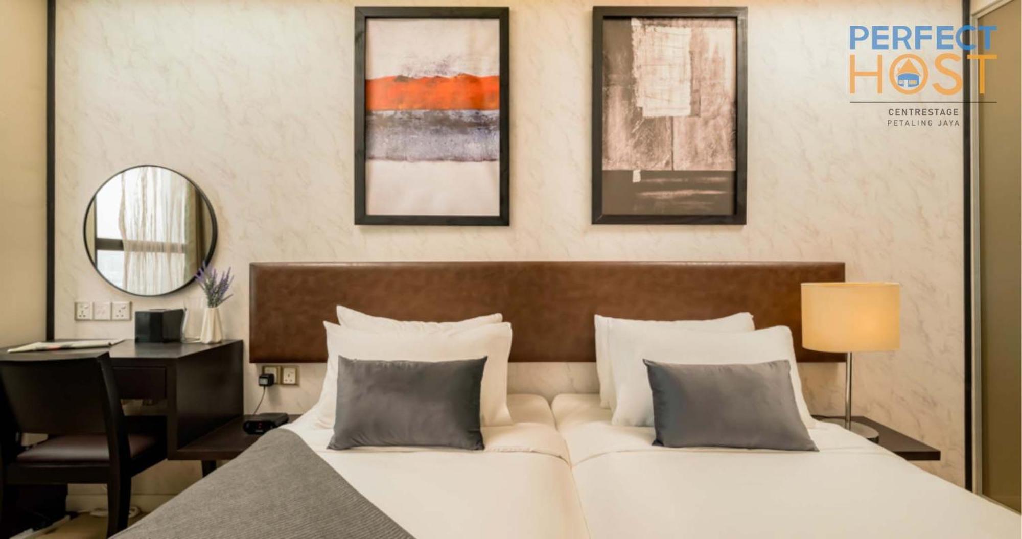 מלון Centrestage Petaling Jaya By Perfect Host מראה חיצוני תמונה A bedroom at the hotel